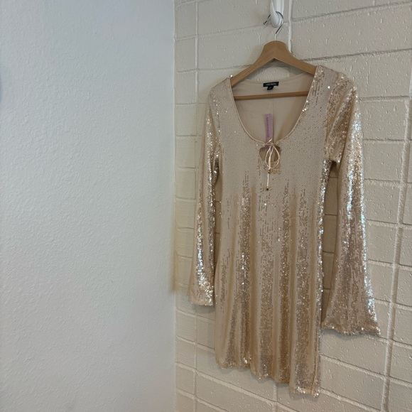 wild fable Dresses & Skirts - NWT wild fable sequin long sleeve dress
